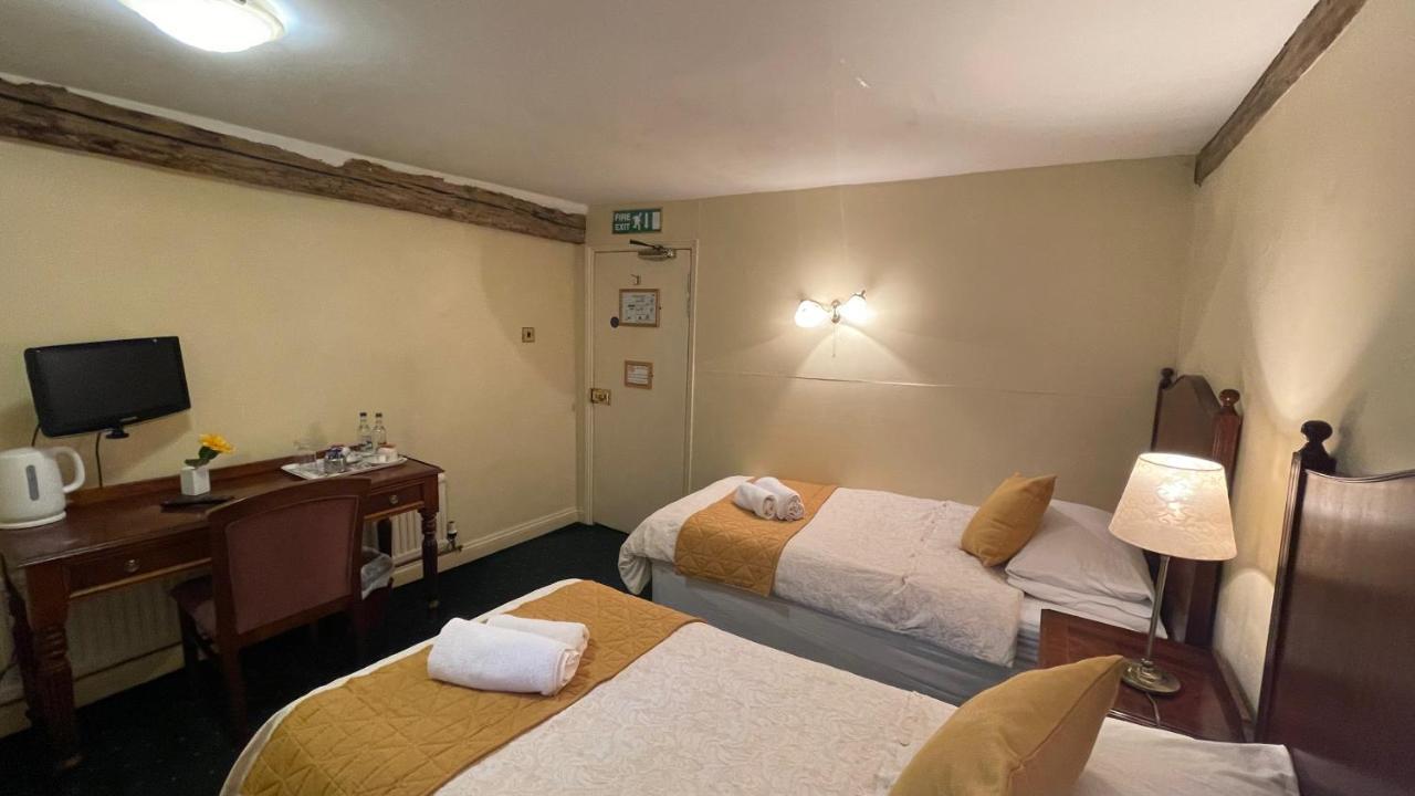 Crown Hotel Downham Market Buitenkant foto